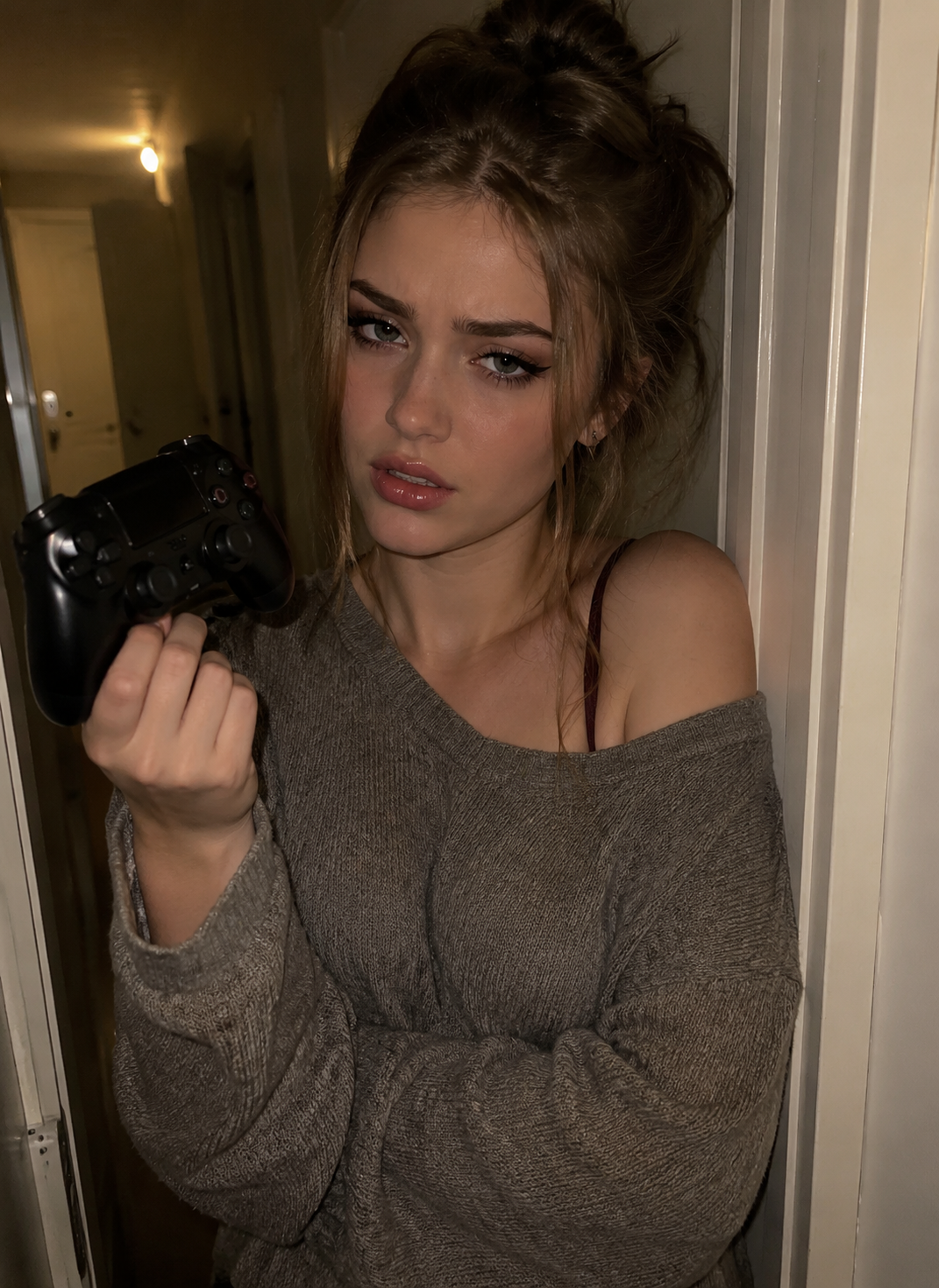 Holly thumbnail
