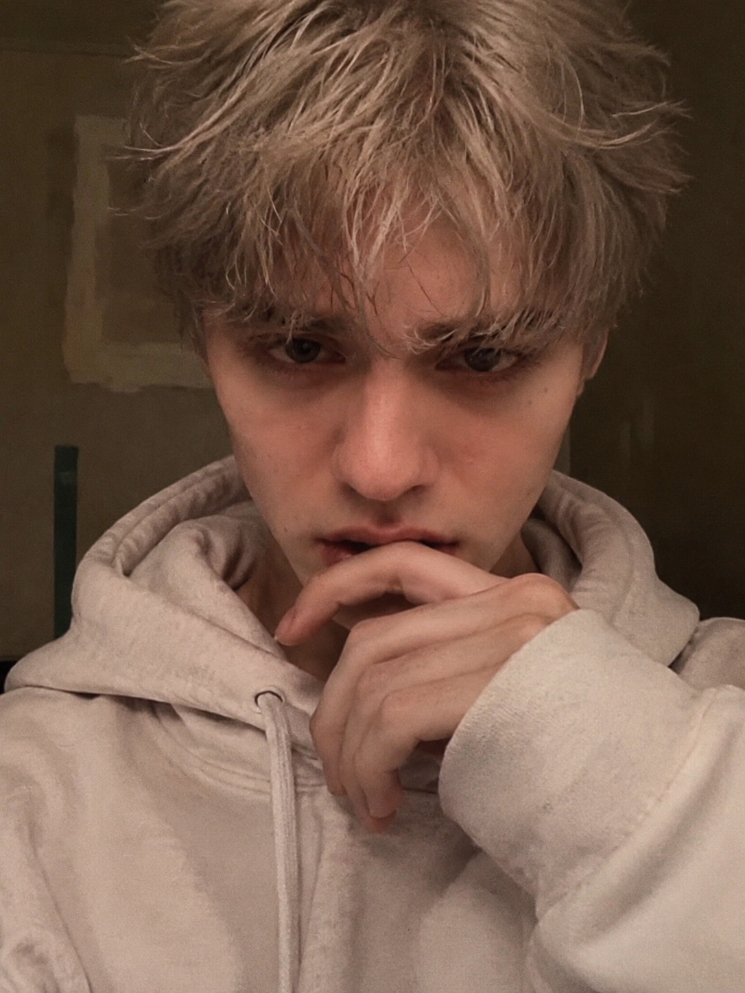 Leo thumbnail