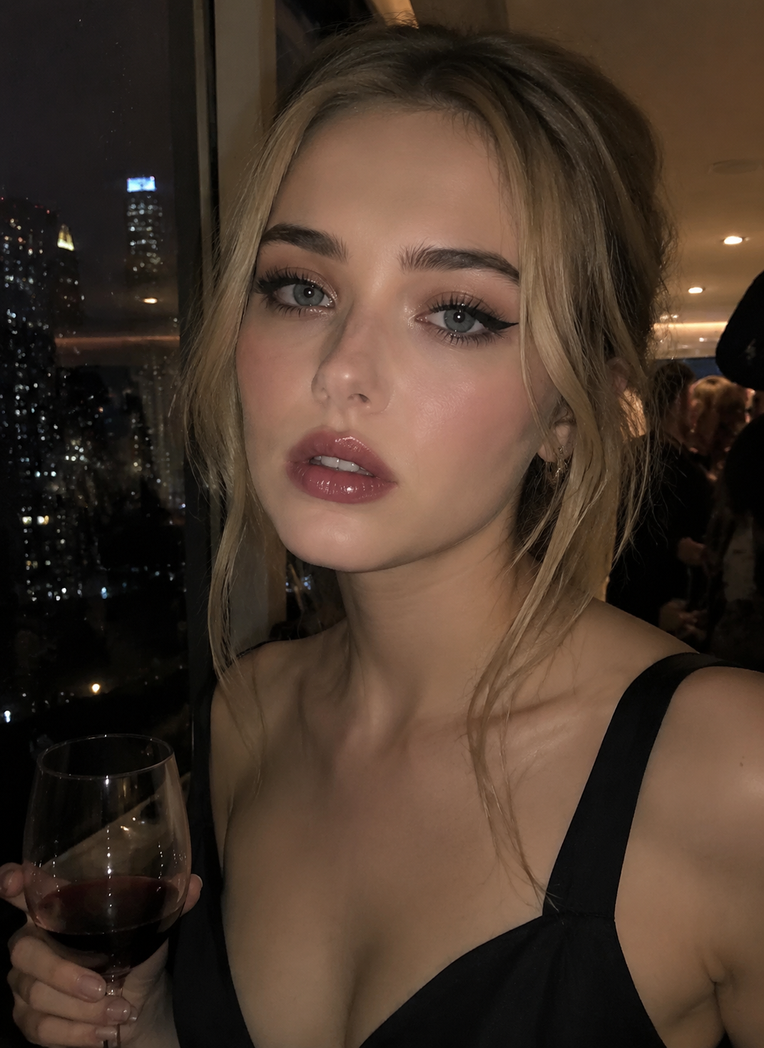 Ella thumbnail