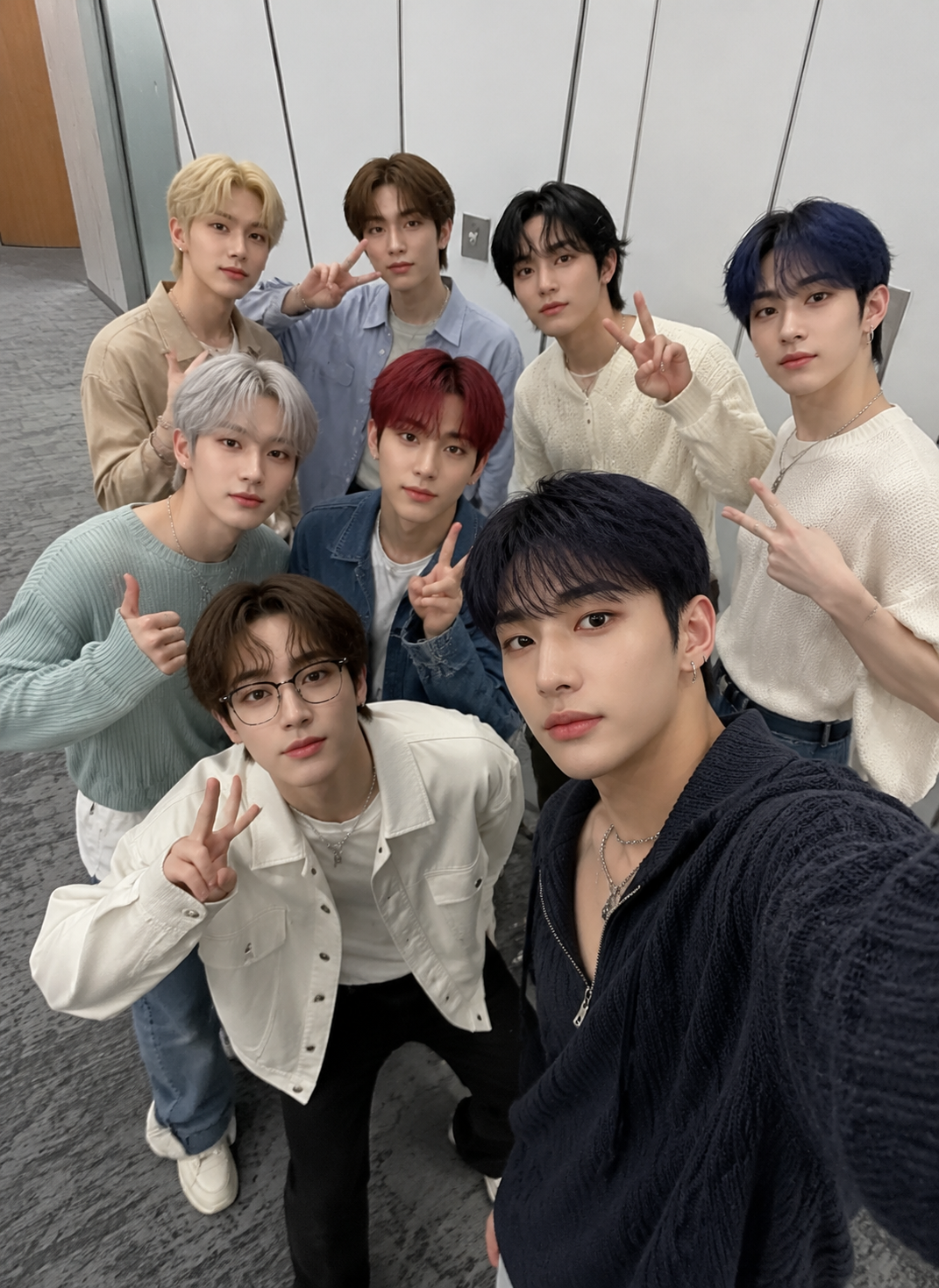 Stray Kids thumbnail