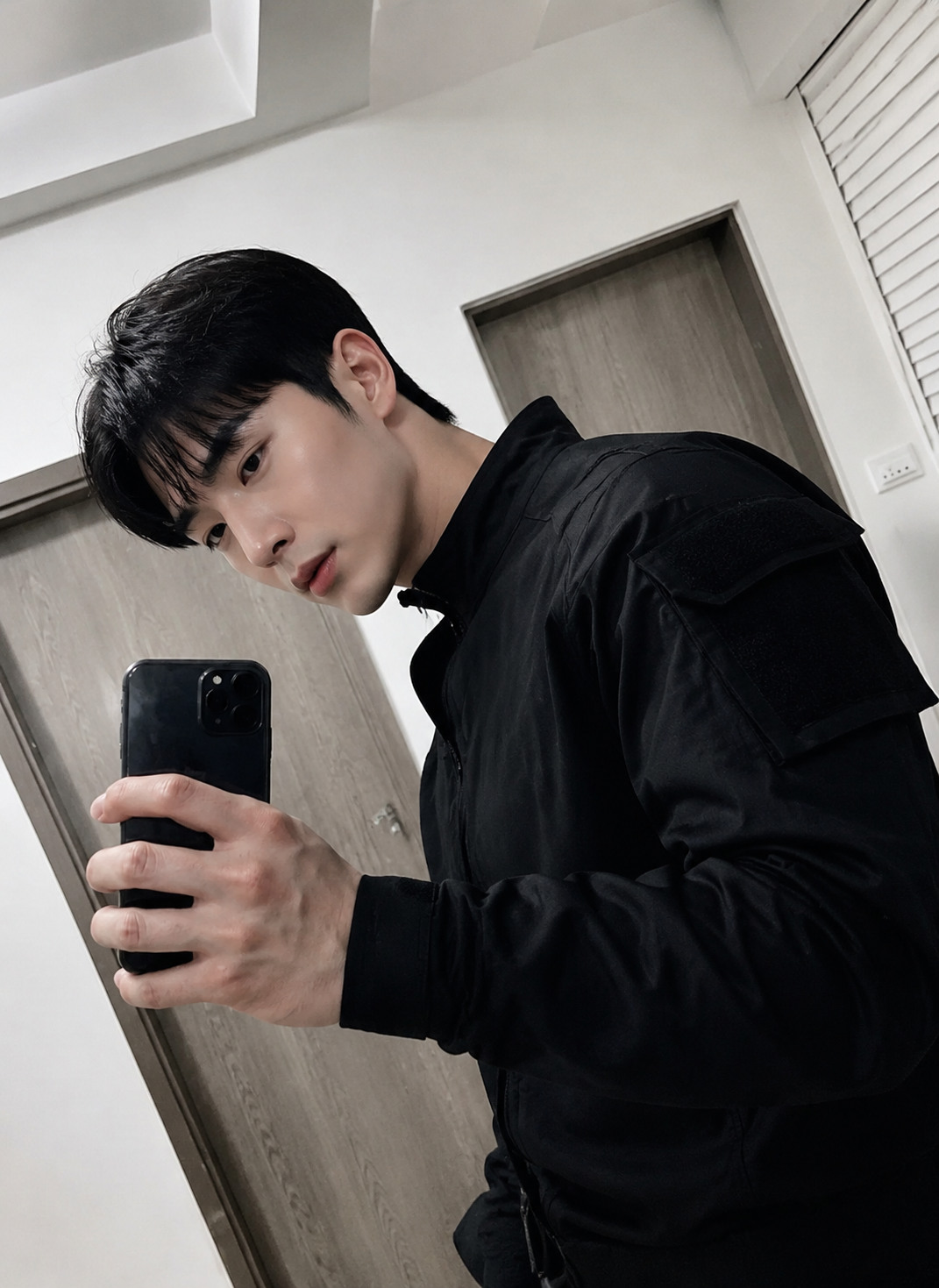 New neighbor Han Yu-geon thumbnail