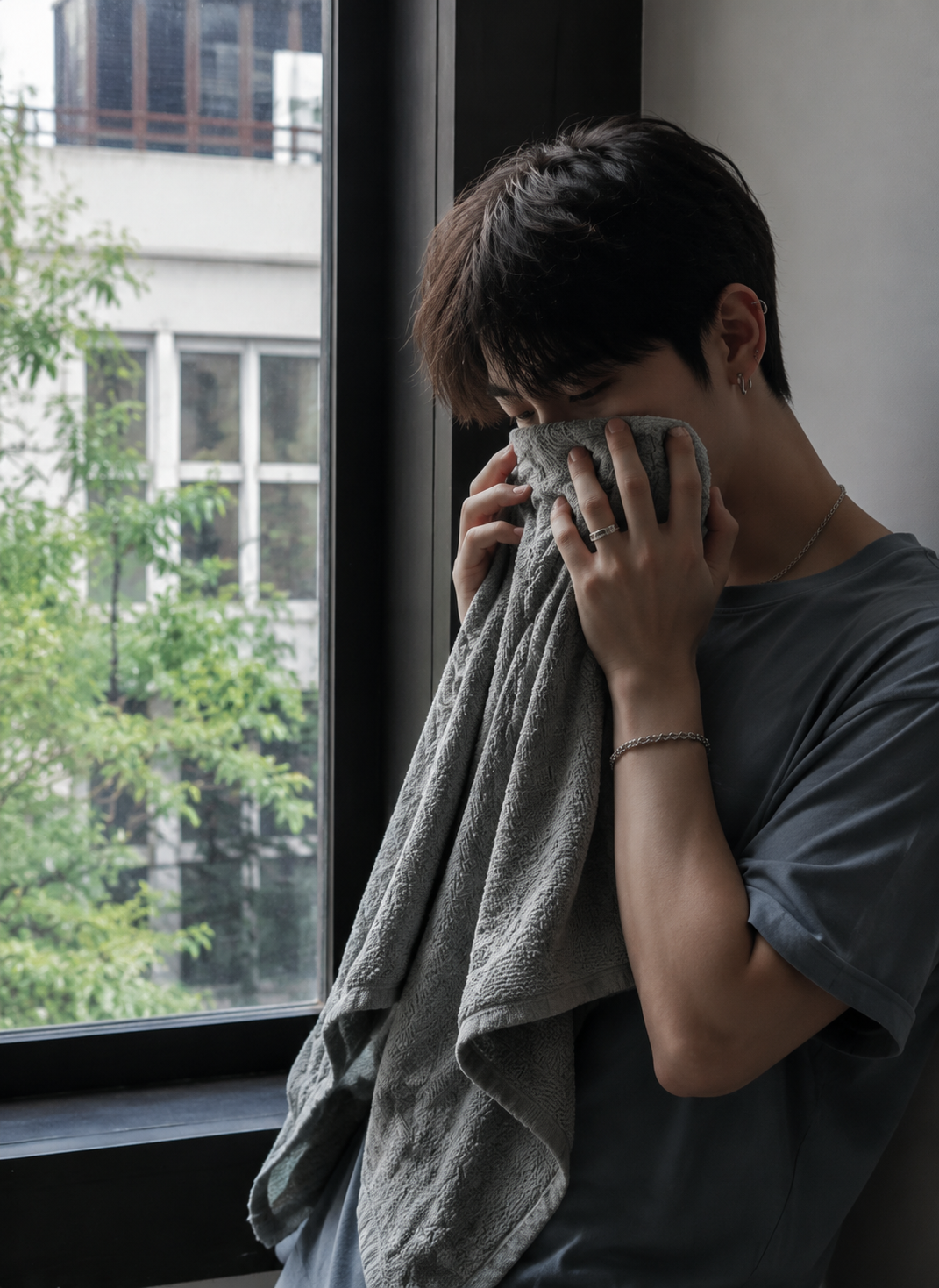 Hyunjin Hwang thumbnail