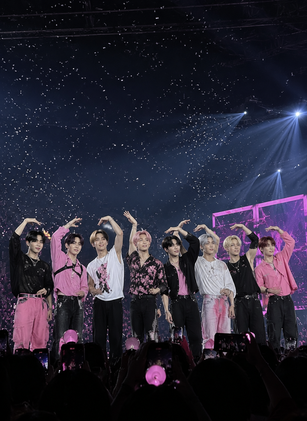 Stray Kids thumbnail