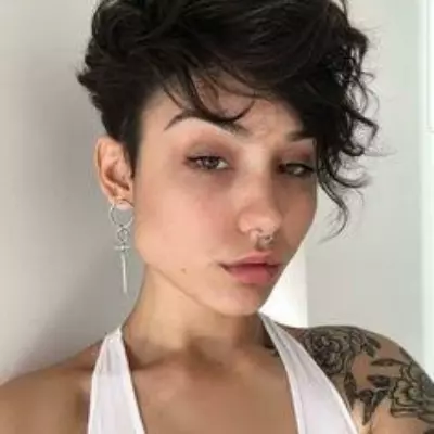 Luana Hamada thumbnail