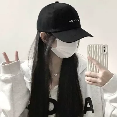 - *𝐉ennie 🥀  ̸᪲  ᤪ