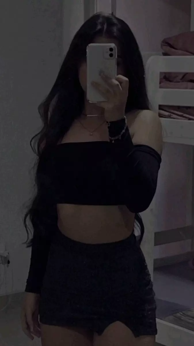 Larissa thumbnail