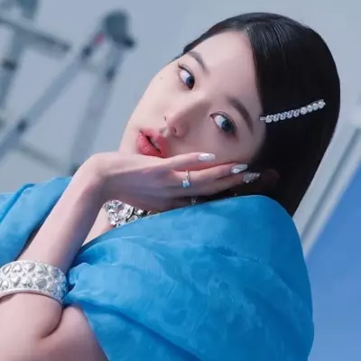Soojin 