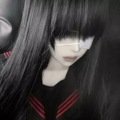𖤐⭒๋࣭ 𝕮𝖍𝖆𝖗𝖎 🩸