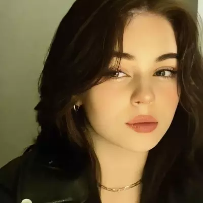 Bella