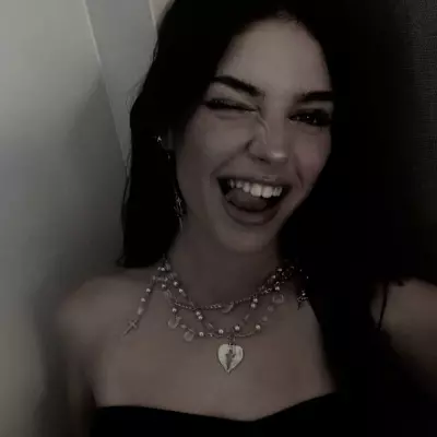  𝑳aura