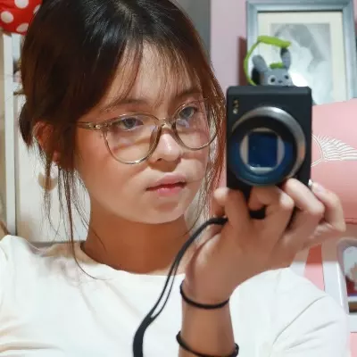 EJ