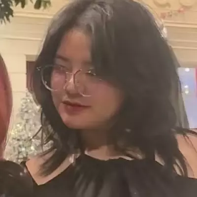 Rose Lizy