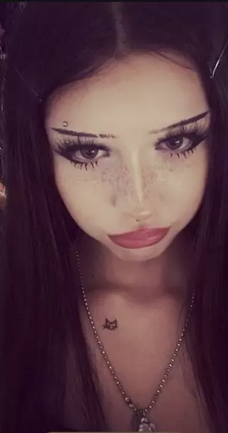 Valentina thumbnail