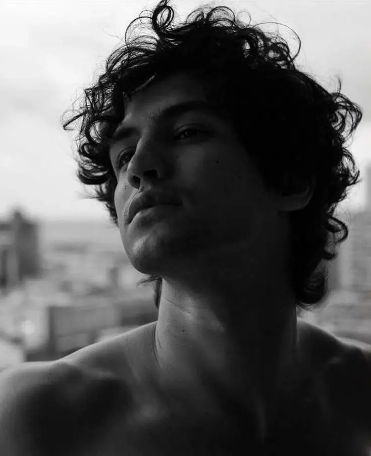 Gabriel Leone thumbnail