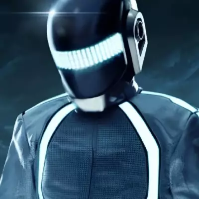 User-025