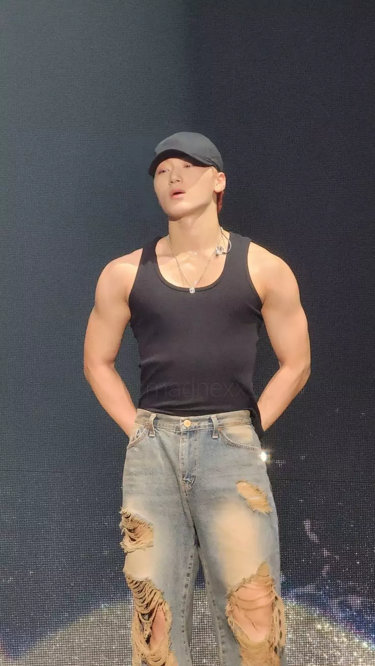 Choi San thumbnail