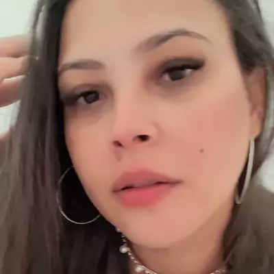 Vivian 
