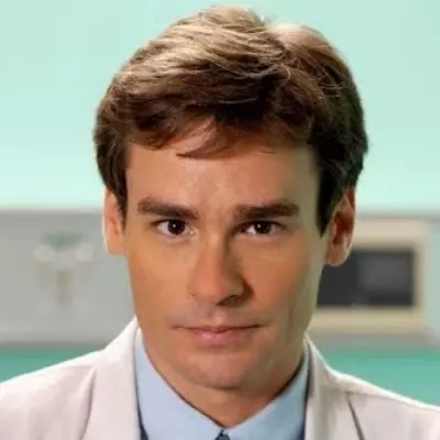 Chat with Robert Sean Leonard - Enjoy Free AI Character Roleplay