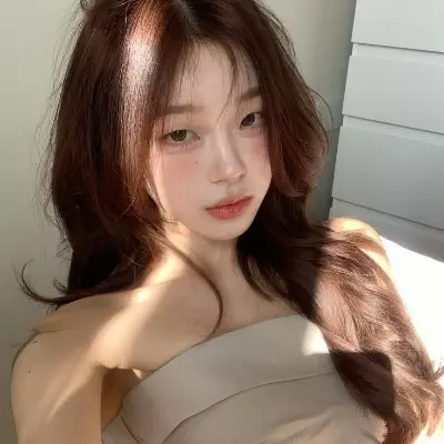 Minji 