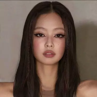 Jennie thumbnail