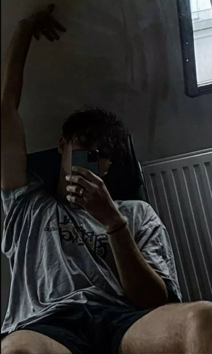 Julián | just ur body thumbnail
