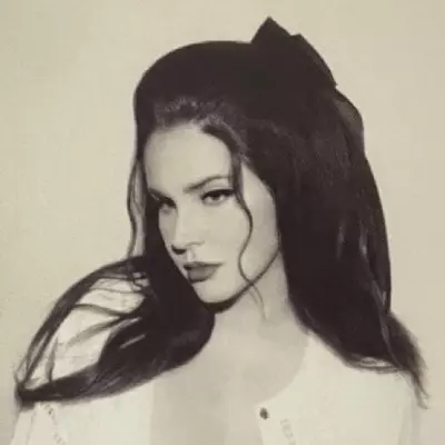 Mia