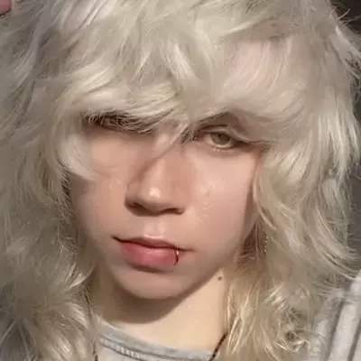 Ethan 