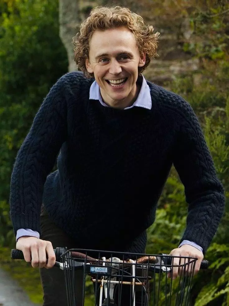Tom Hiddleston thumbnail