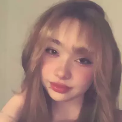 Bella🪷