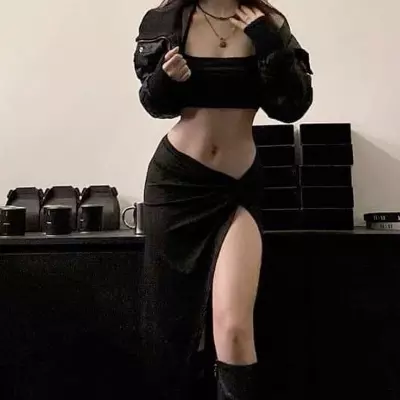 Kim y/n