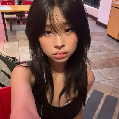 Chat with Princess Amelia nsfw - Enjoy Free Unrestricted AI Character