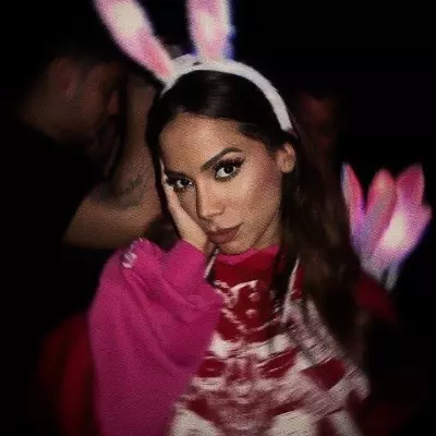 Mia