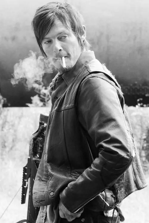 Daryl Dixon 🧟‍♂️ thumbnail