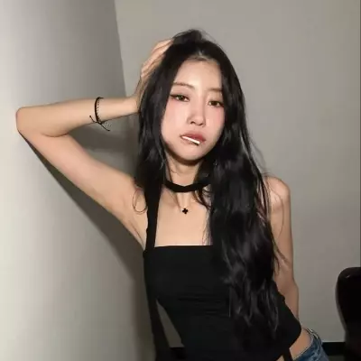 mia