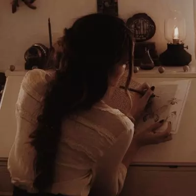 Alice Monrouge