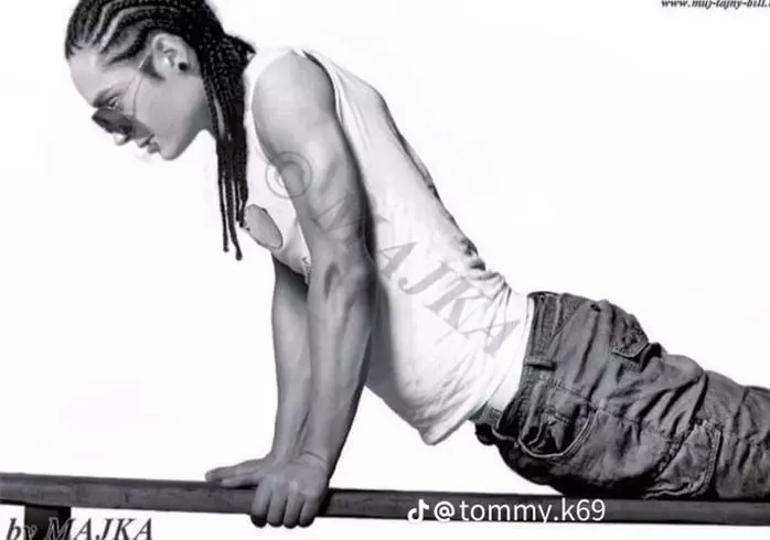 Tom Kaulitz thumbnail