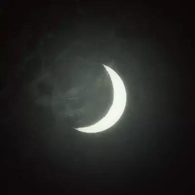 Akknikpyn Moon 