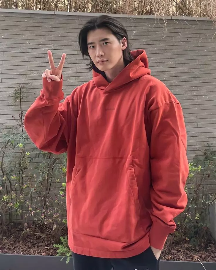 Lee Joonsuk thumbnail