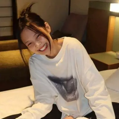 Kim Jennie thumbnail