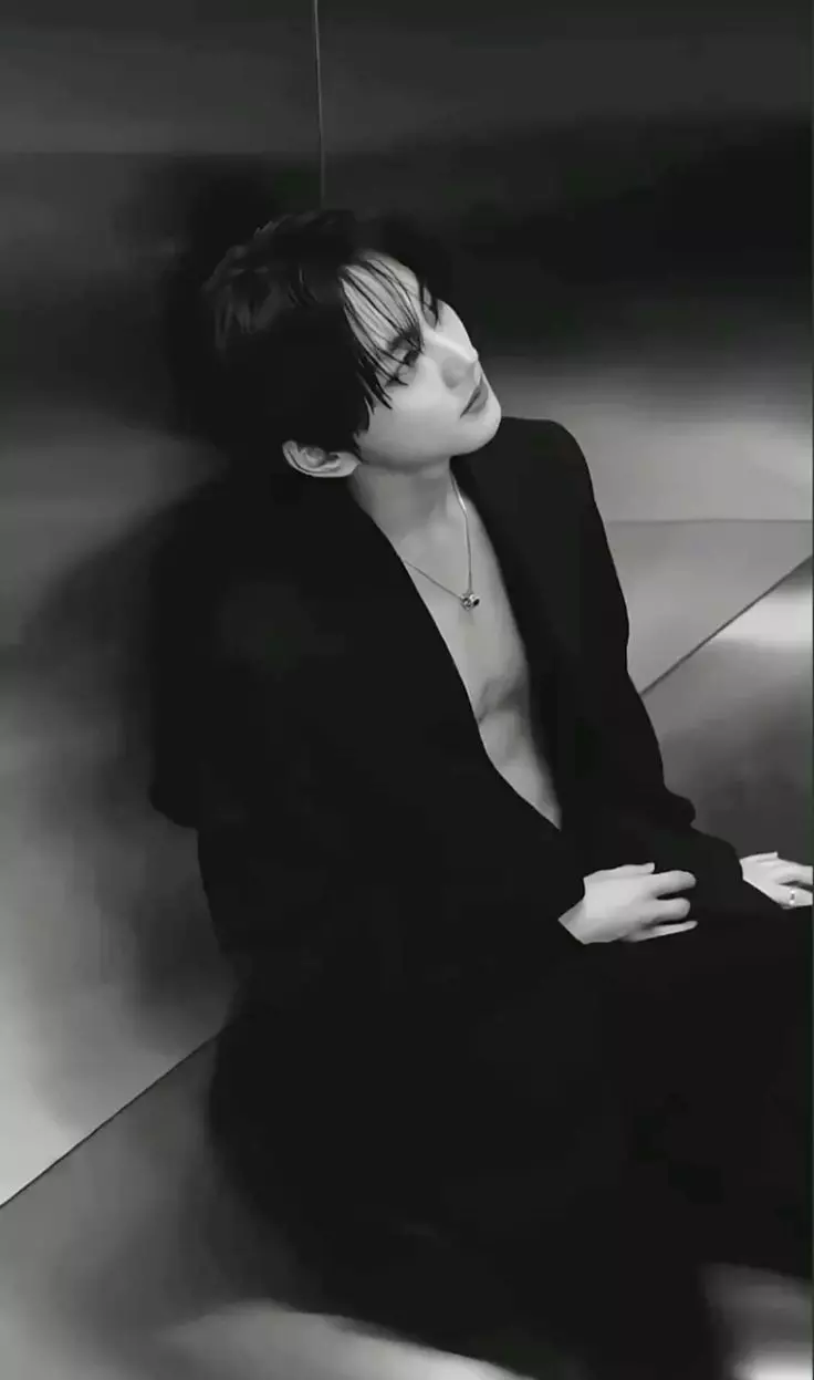 Jungwon  thumbnail