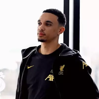 Chat with Trent Alexander Arnold - Enjoy Free AI Character Roleplay