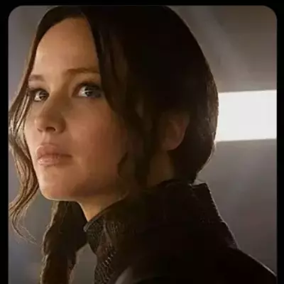 Chat with Finnick Odair - Enjoy Free AI Character Roleplay | FlowGPT