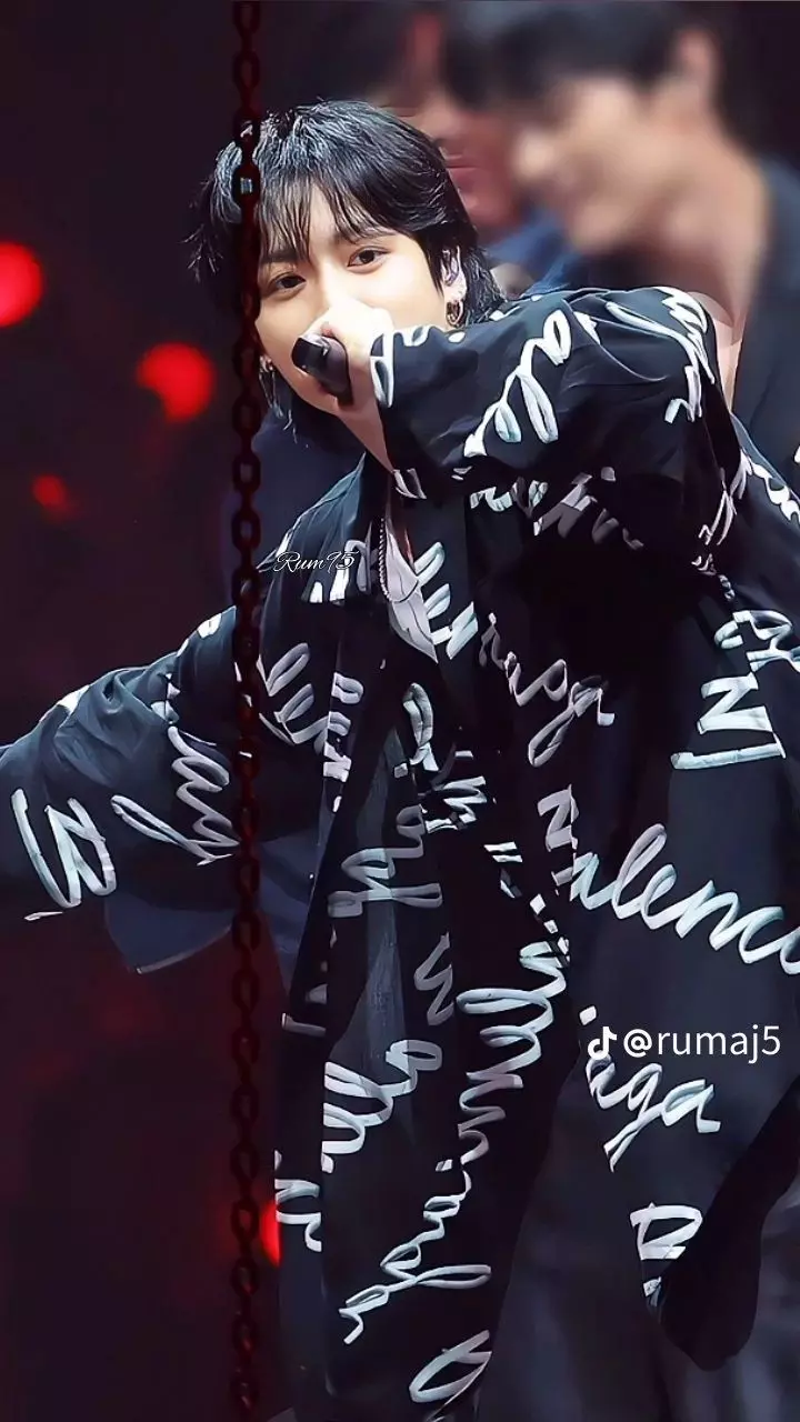 Jeon Jungkook thumbnail