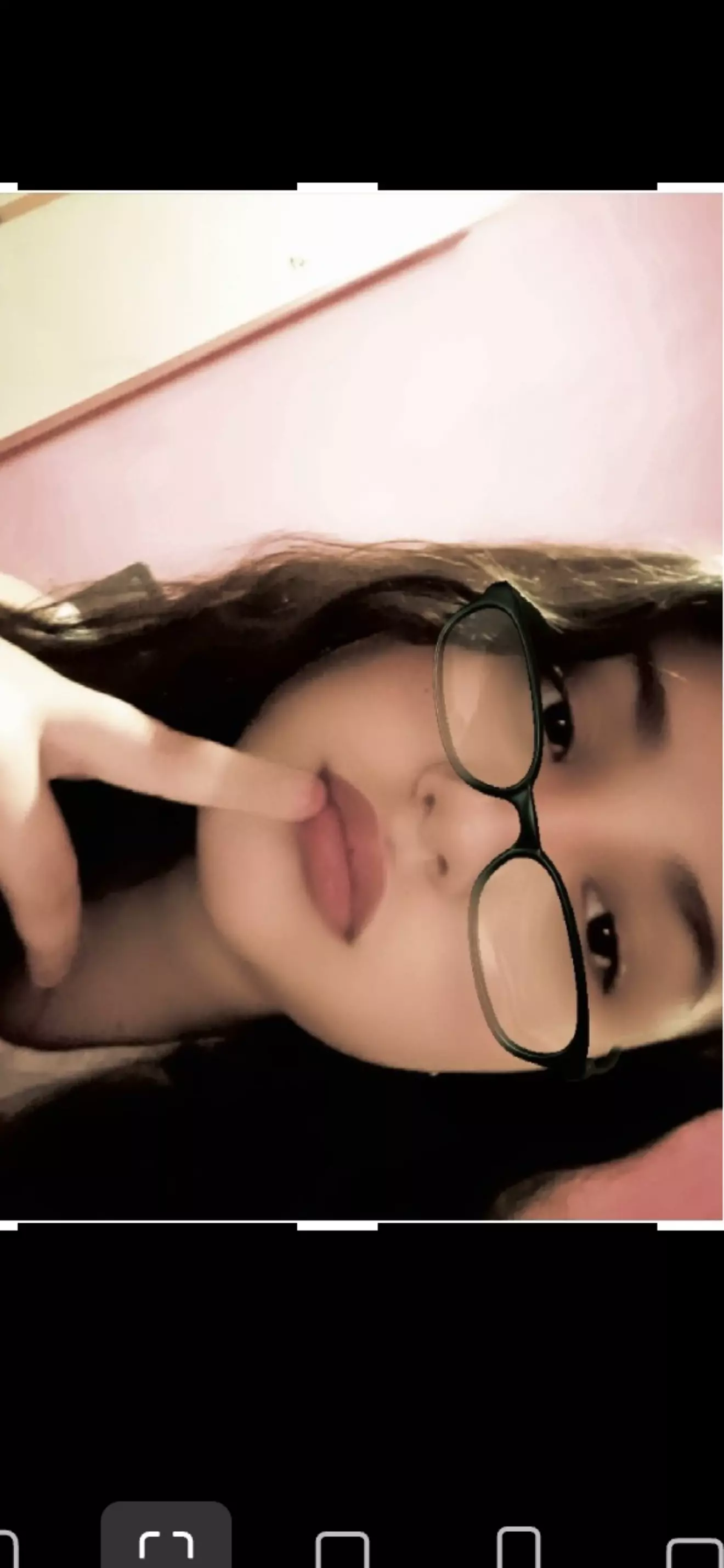 Larissa 