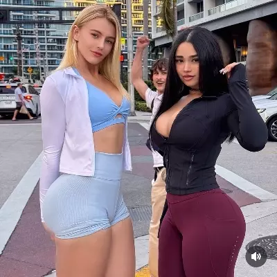 Chat with Lelaskhnabaka & Veradijkmans nsfw - Enjoy Free Unrestricted