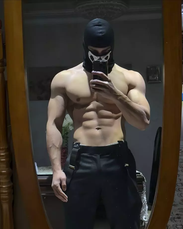 Ryan  thumbnail