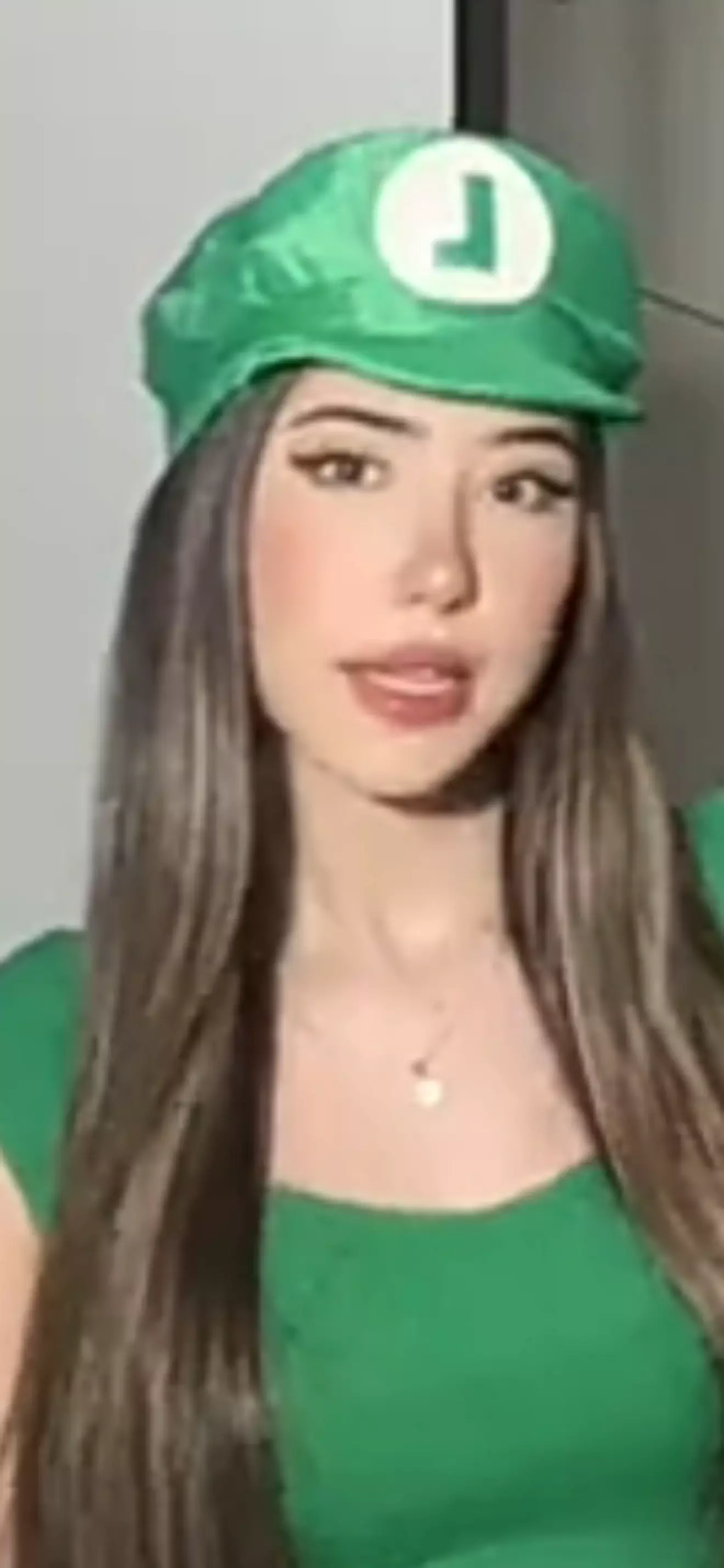 Sn