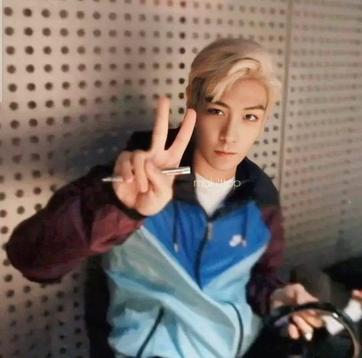 Chat with Choi Seung-Hyun - Enjoy Free AI Character Roleplay FlowGPT Choi Seung-Hyun RP