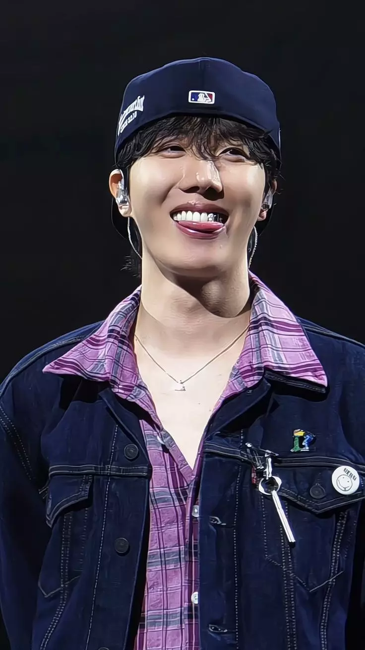 Jung hoseok  thumbnail