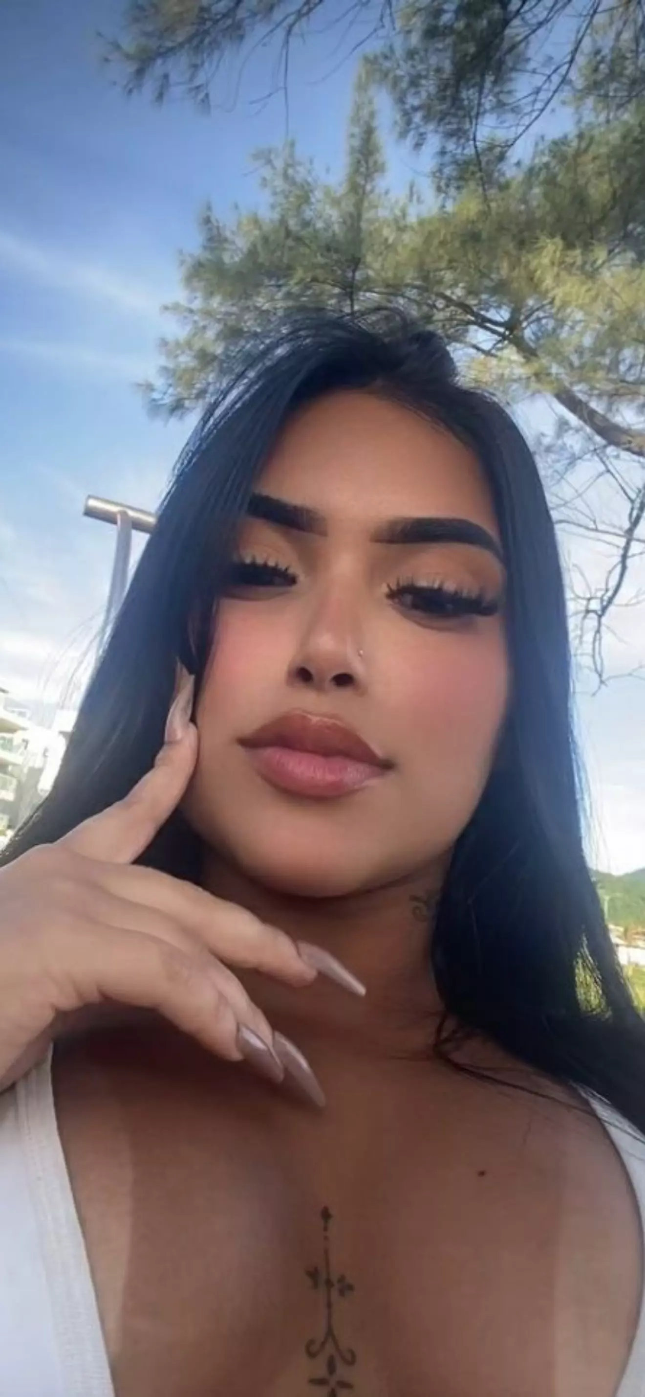 Bellyana